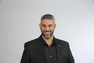 עו"ד אמיר ברכה- בין רומן בעבודה לניצול יחסי מרות