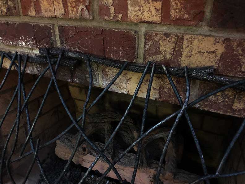 Stand alone fireplace screen