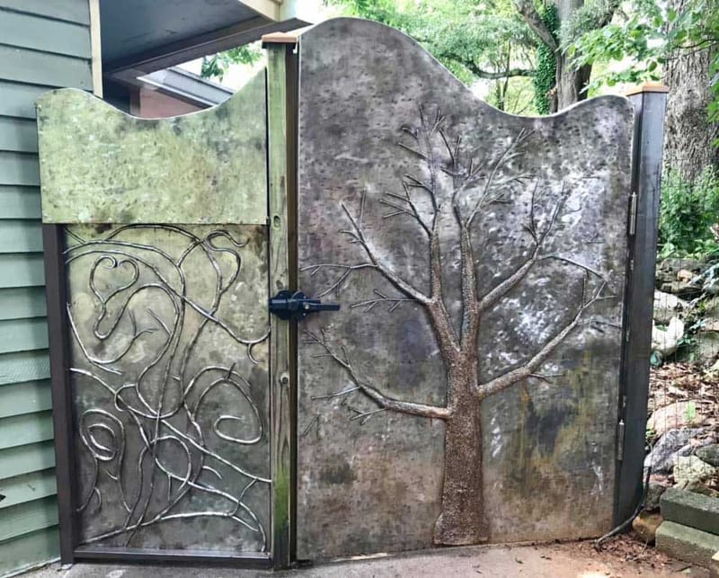 Metal Gate 