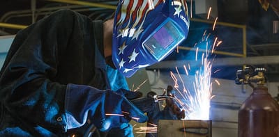 Reasons You Should Choose a Custom Metal Fabricator