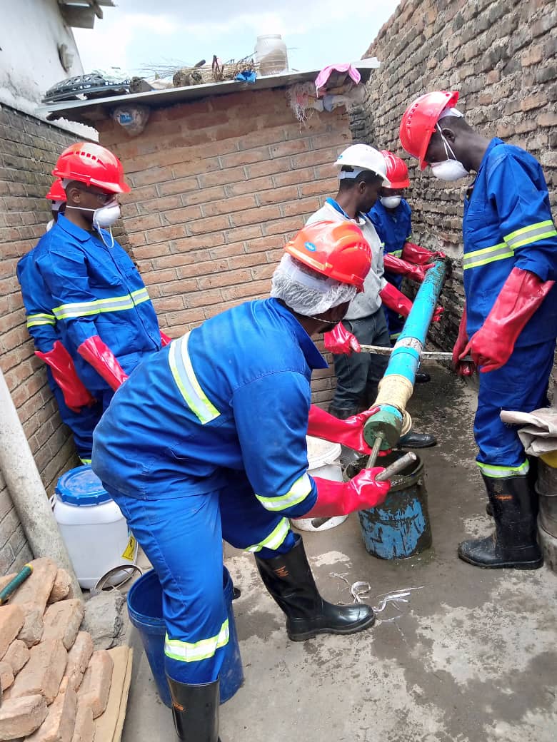 FROGMEN, FORMER PIT EMPTIERS TRAINED IN NEW WAYS OF TOILET EMPTYING, MALAWI