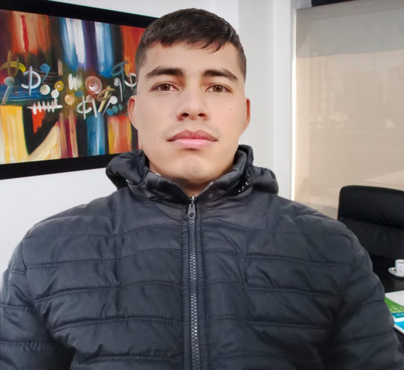 LUIS ARMELLA