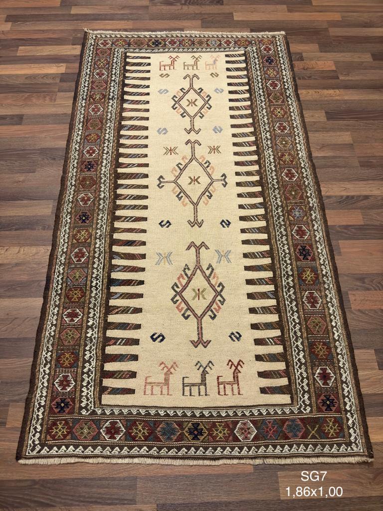KILIM NOMAD