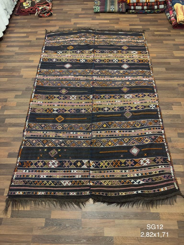 KILIM NOMAD