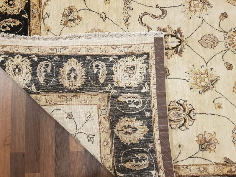 Code: 150557   Size:174 X 247 cm  Price Euro: 2910