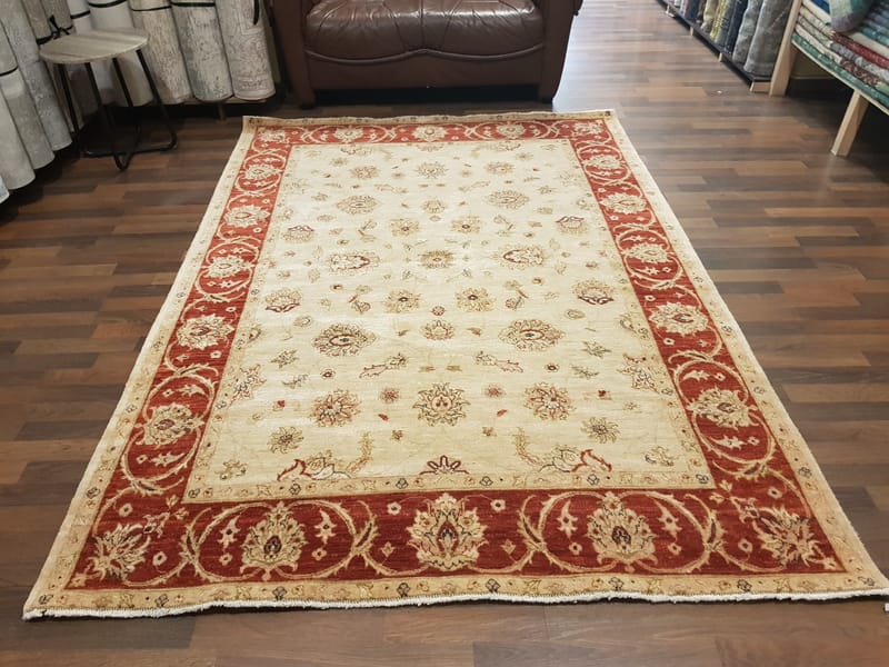 Code: 150661    Size:170 X 217  Price Euro: 2778