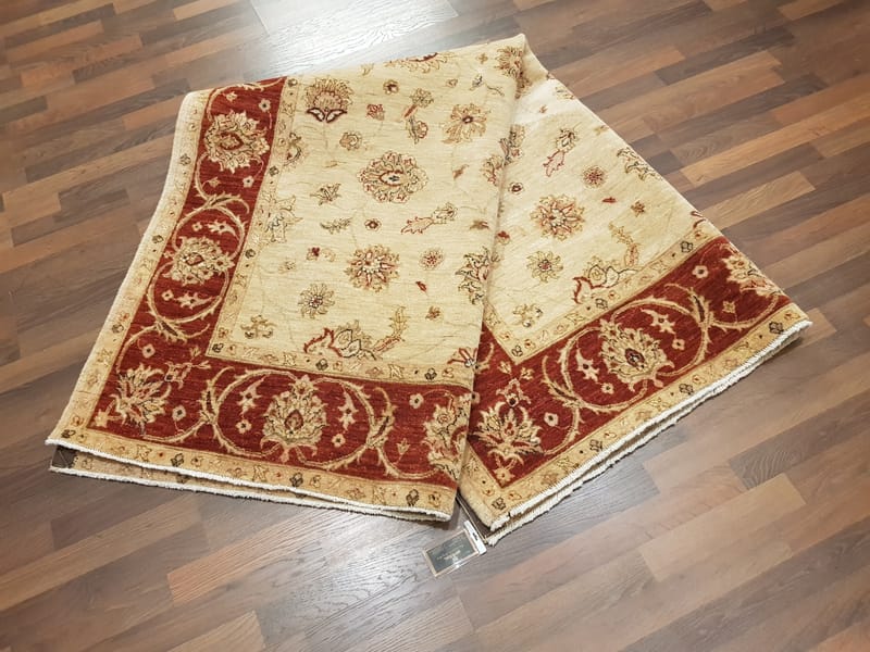 Code: 150661    Size:170 X 217  Price Euro: 2778