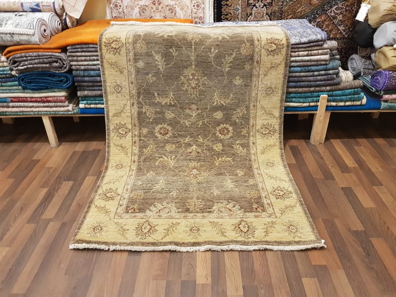 Code: 150565  Size:122 X 183 cm   Price Euro:1518