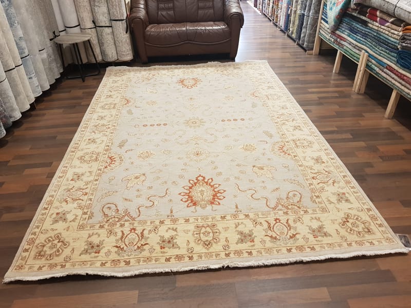 Code: 150627   Size: 201 X 295 cm  Price Euro: 4020