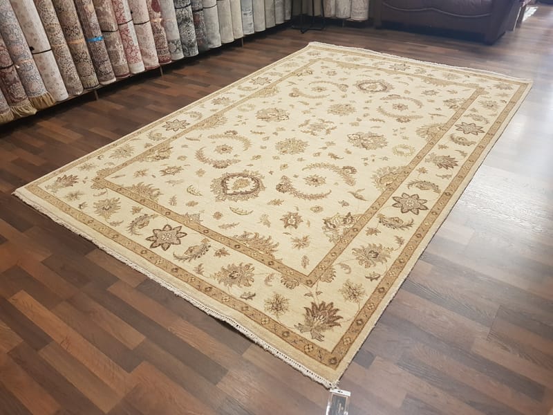 Code: 150662   Size: 200 X 300 cm  Price Euro: 4090