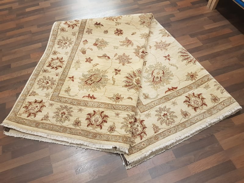 Code: 150659   Size: 200 X 290 cm  Price Euro: 4150