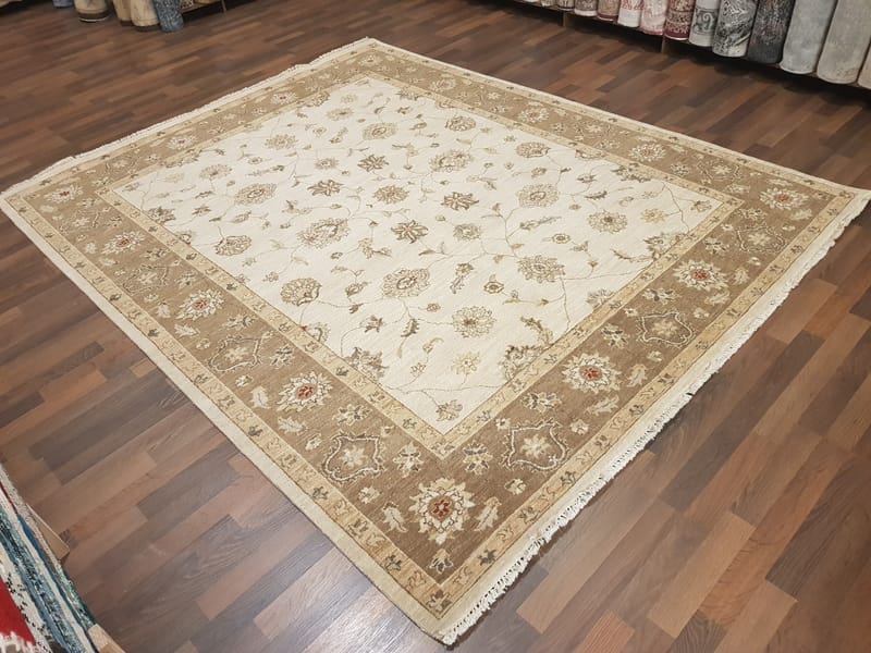 Code: 150493   Size:185 X 265 cm   Price: Euro 3680