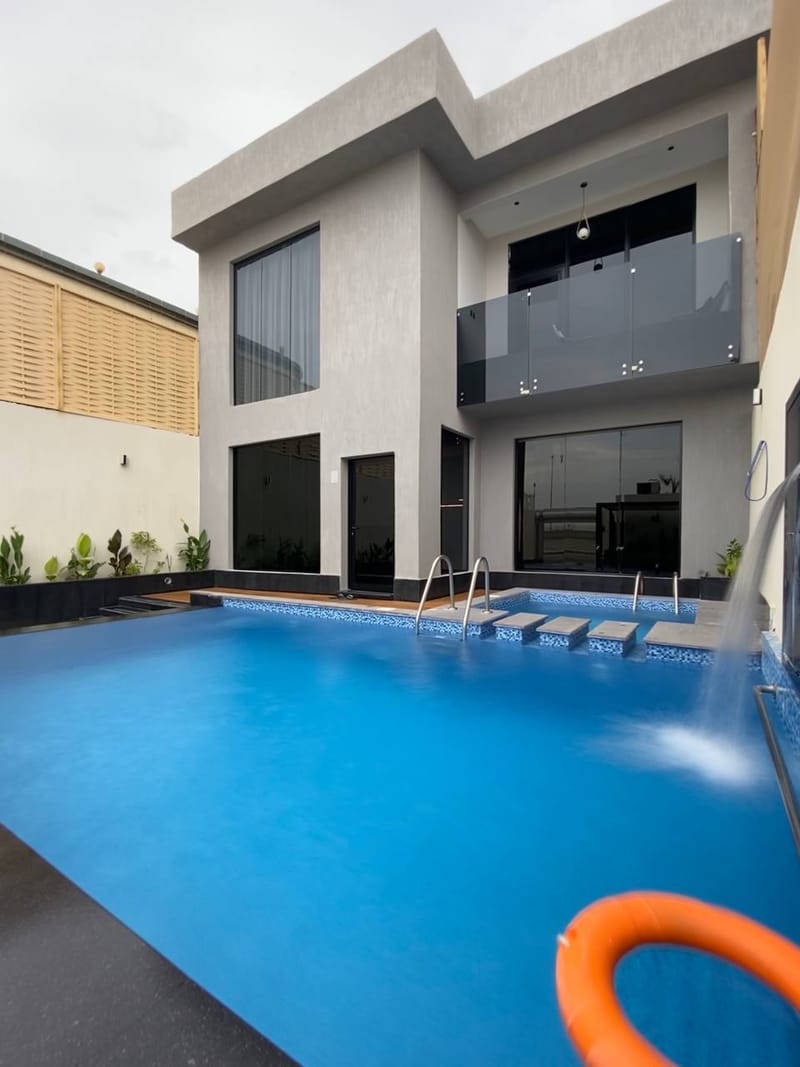 شاليه دورين ذو إطلالة على الحديقة والمسبح