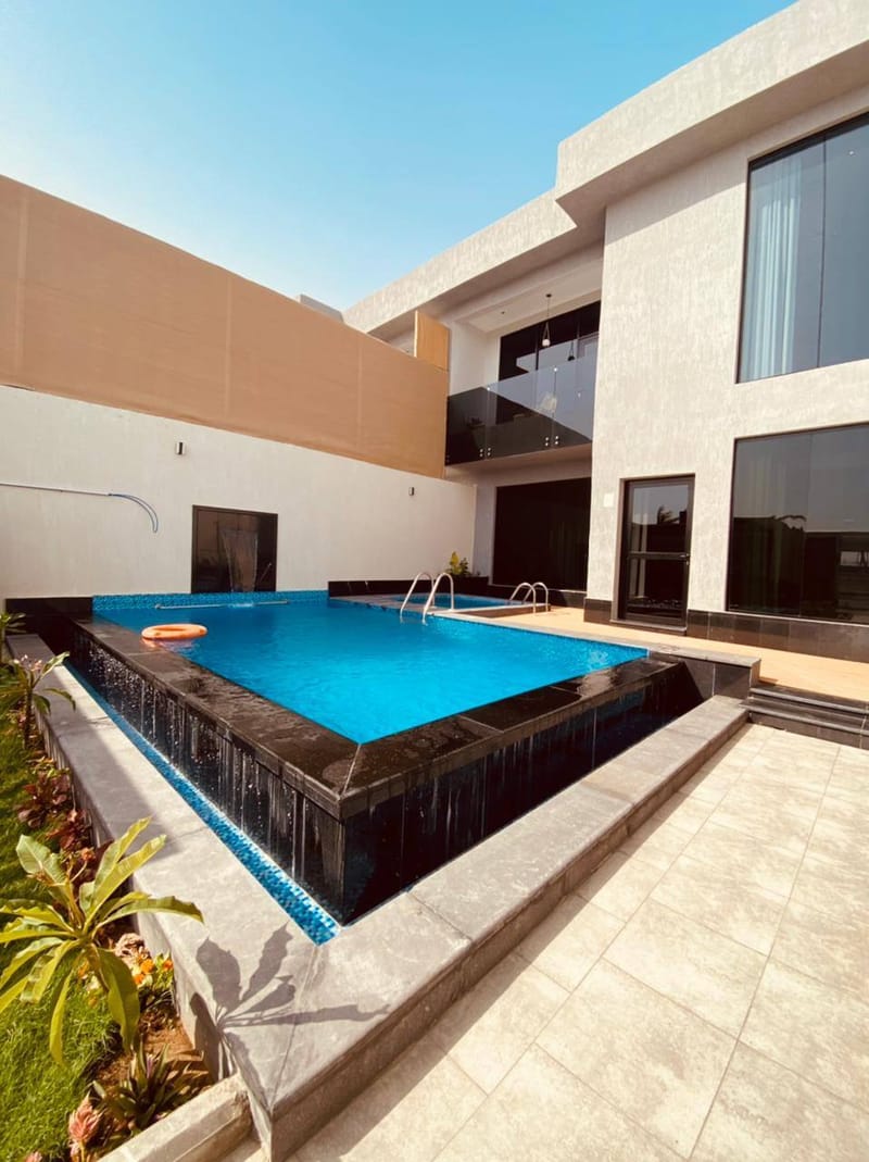 شاليه دورين ذو إطلالة على الحديقة والمسبح