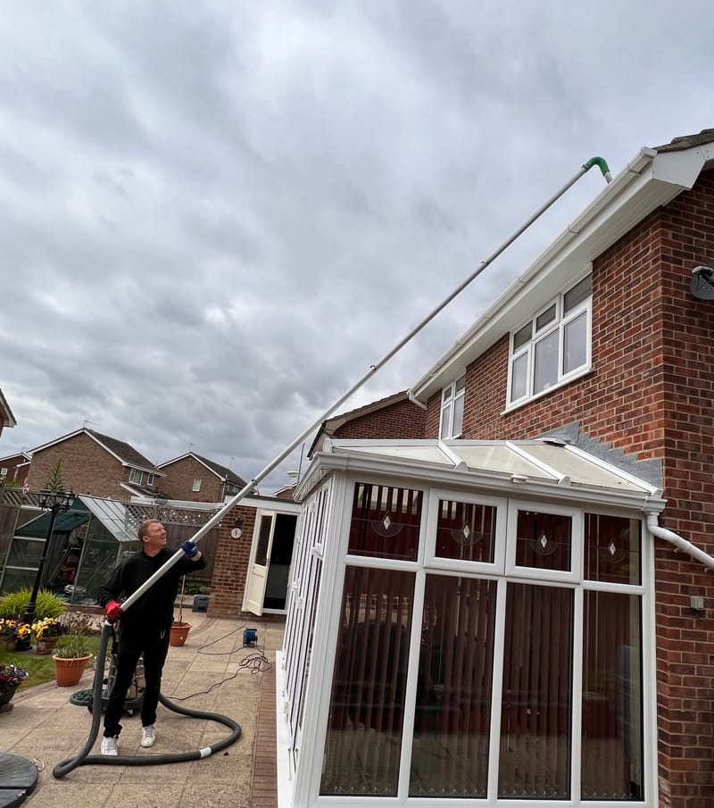 Gutter Vacuum