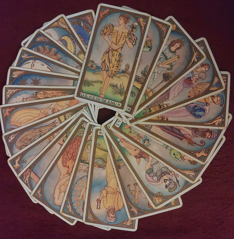 KÁRTYAVETÉS, SPIRITUÁLIS TANÁCSADÁS, TAROT ÉS CIGÁNY KÁRTYÁVAL (ONLINE IGÉNYBE VEHETŐ)