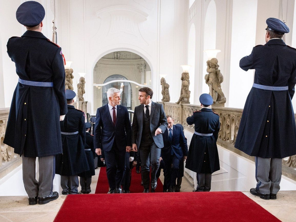 Pavel und Macron: "Neue Formen für die Unterstützung der Ukraine"