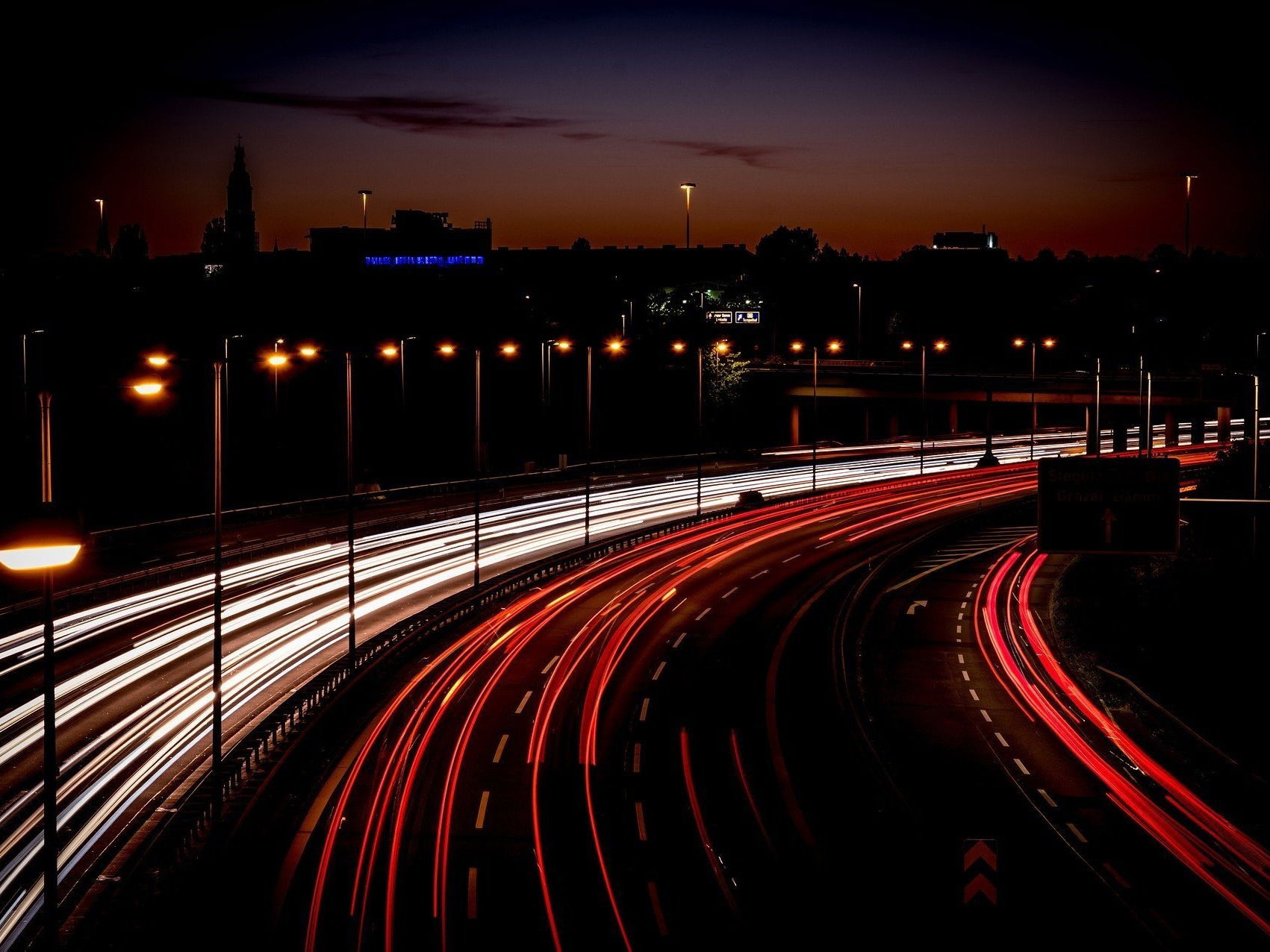 Tschechien investiert Milliarden in die Verkehrsinfrastruktur - zu merken ist davon jedoch wenig