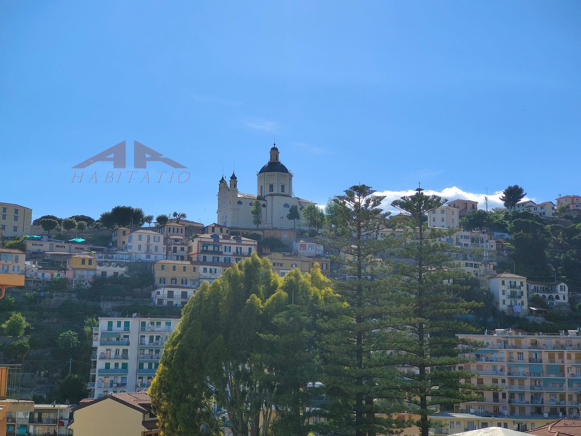 A pochi passi dal centro in zona tranquilla