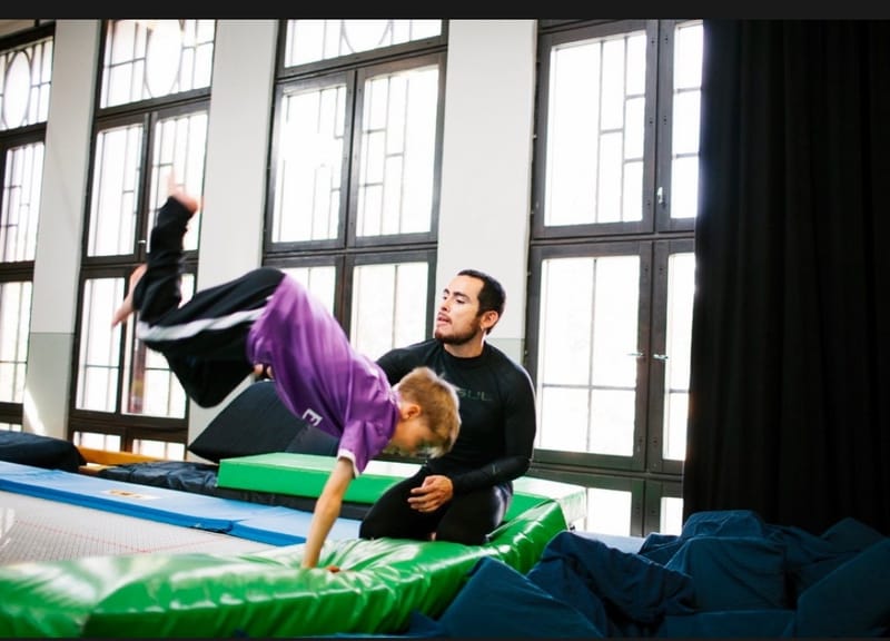 Circus lessons for kids and families