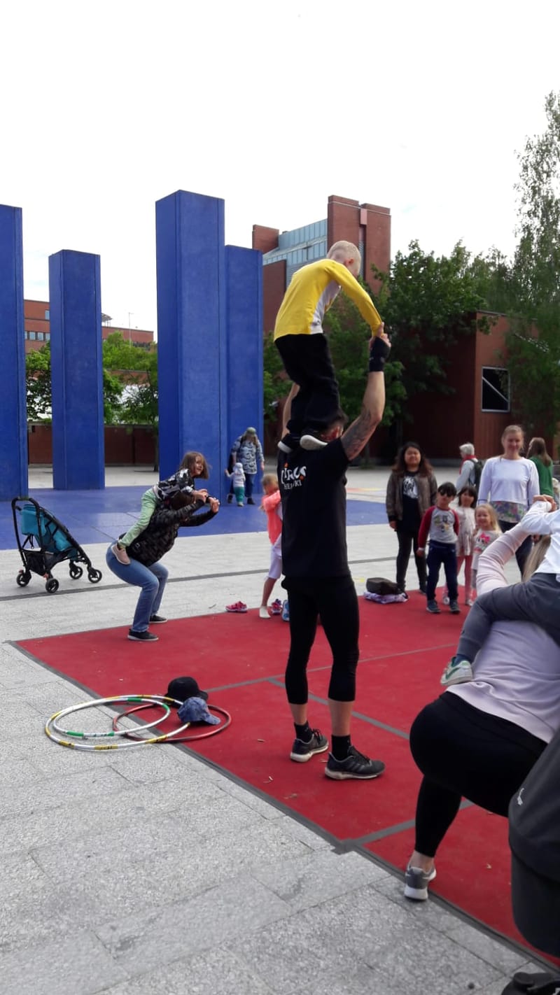 Social Circus, festivals, workshops and more