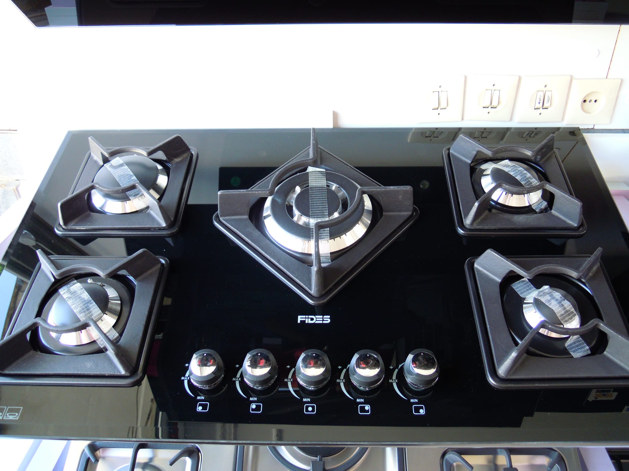 تجهیزات آشپزخانه هود و سینک مولایی