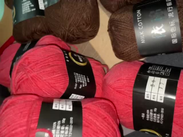 We use beads, and local and foreign yarns in assorted textures, colors, and levels of thickness, as you wish.