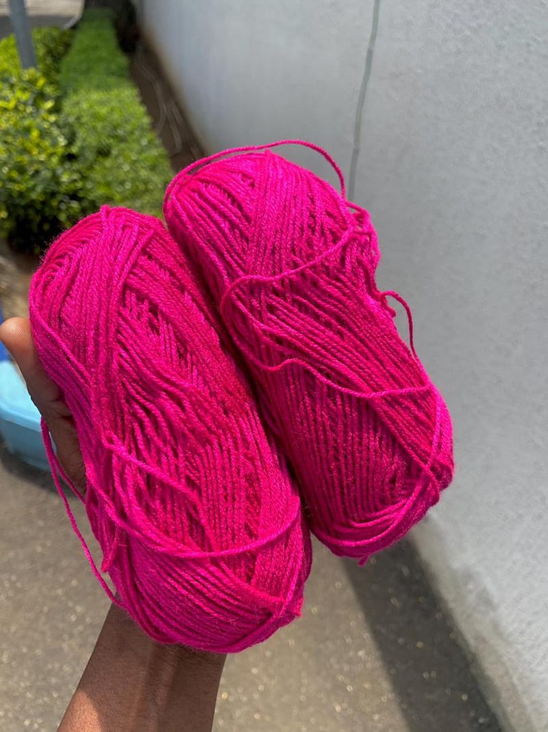 We use beads, and local and foreign yarns in assorted textures, colors, and levels of thickness, as you wish.