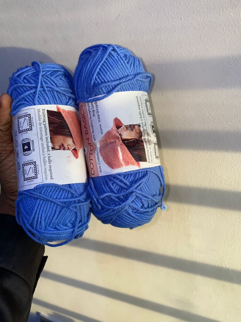 We use beads, and local and foreign yarns in assorted textures, colors, and levels of thickness, as you wish.