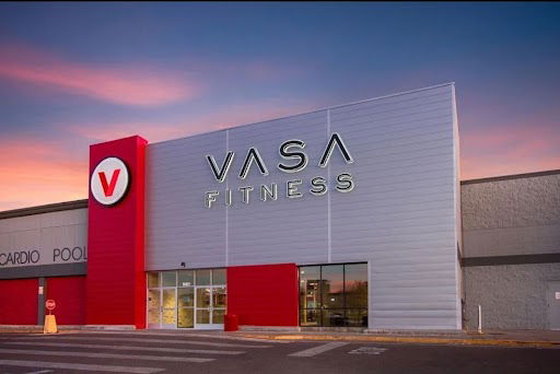 SUNDAY AT VASA FITNESS