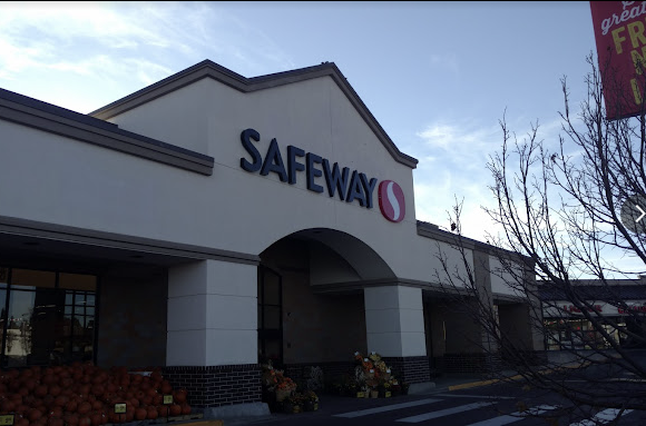 Smoke-N-Byrdz BBQ is at Safeway (Aurora)