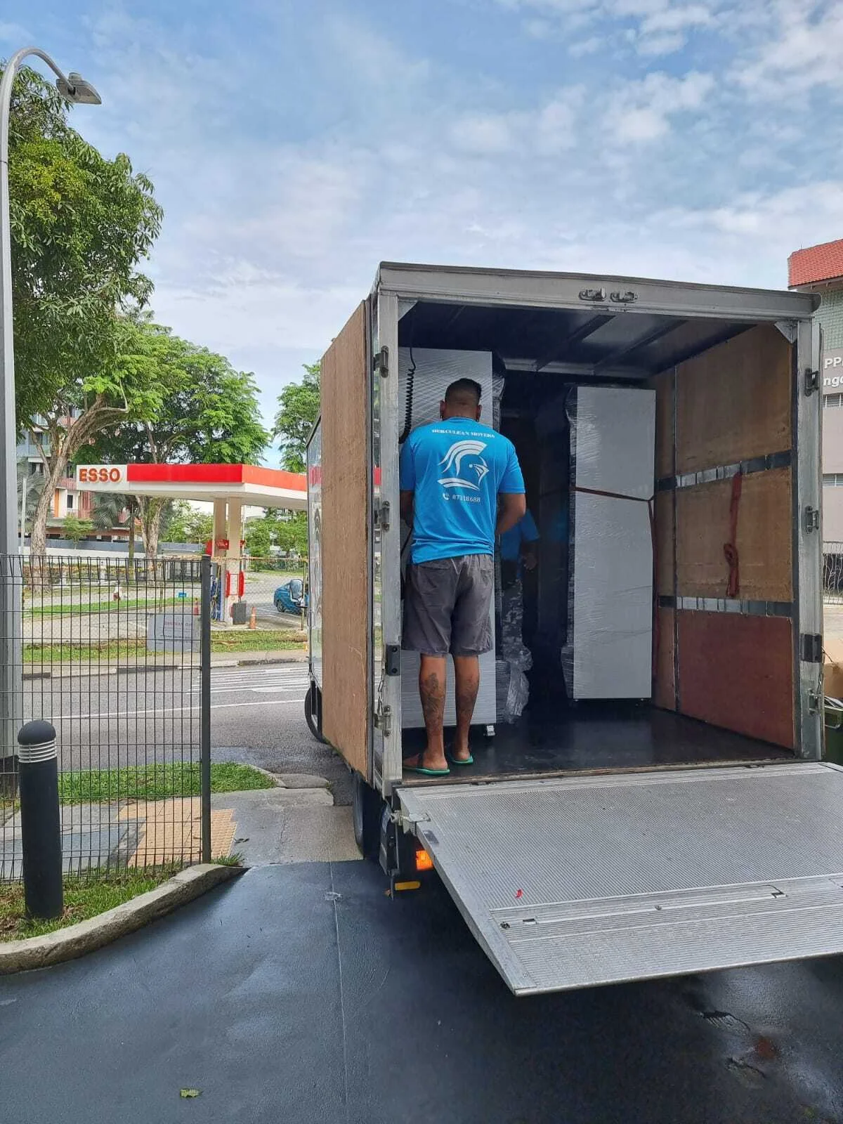 securing fridge in truck