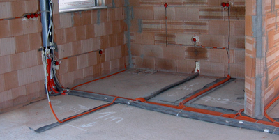 zayıf akım, yüksek akım, pano, elektrik, su tesisatı ve montaj çalışmalarımız gerçekleştirilmektedir image