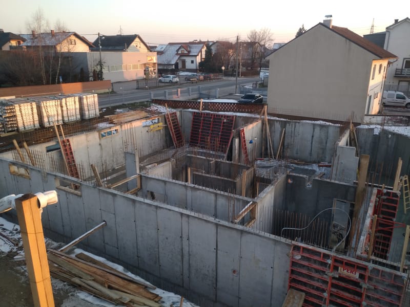 GLAVNI IZVOĐAČ RADOVA / VOĐENJE GRADILIŠTA 