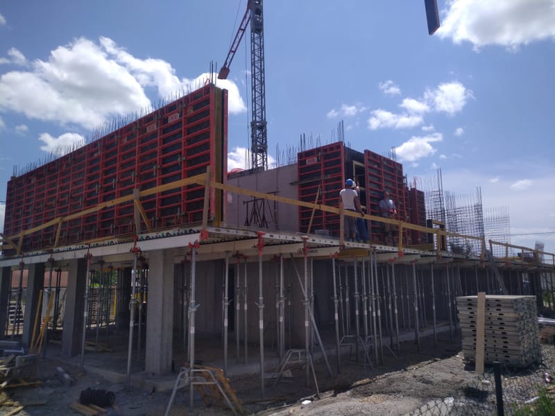 GLAVNI IZVOĐAČ RADOVA / VOĐENJE GRADILIŠTA 