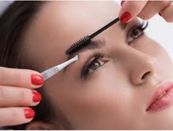 מעצבת גבות מתחילות / מקצועיות