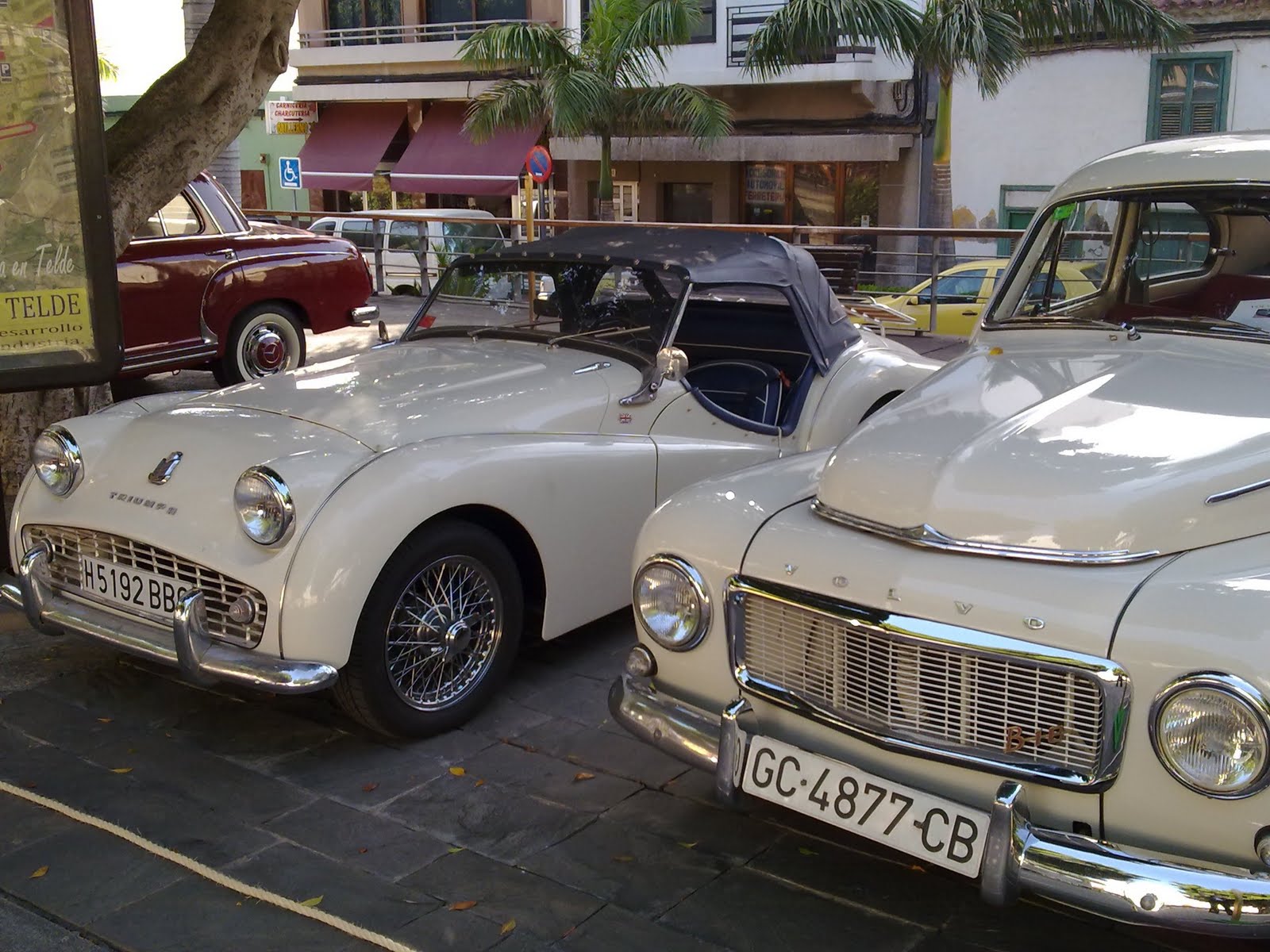 AUTOMOVILES  Y MOTOCICLETAS CLASICAS