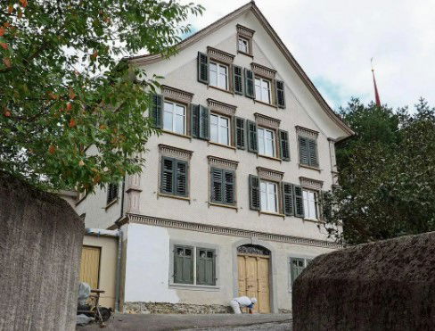 Punto Speziale (mit Thema)