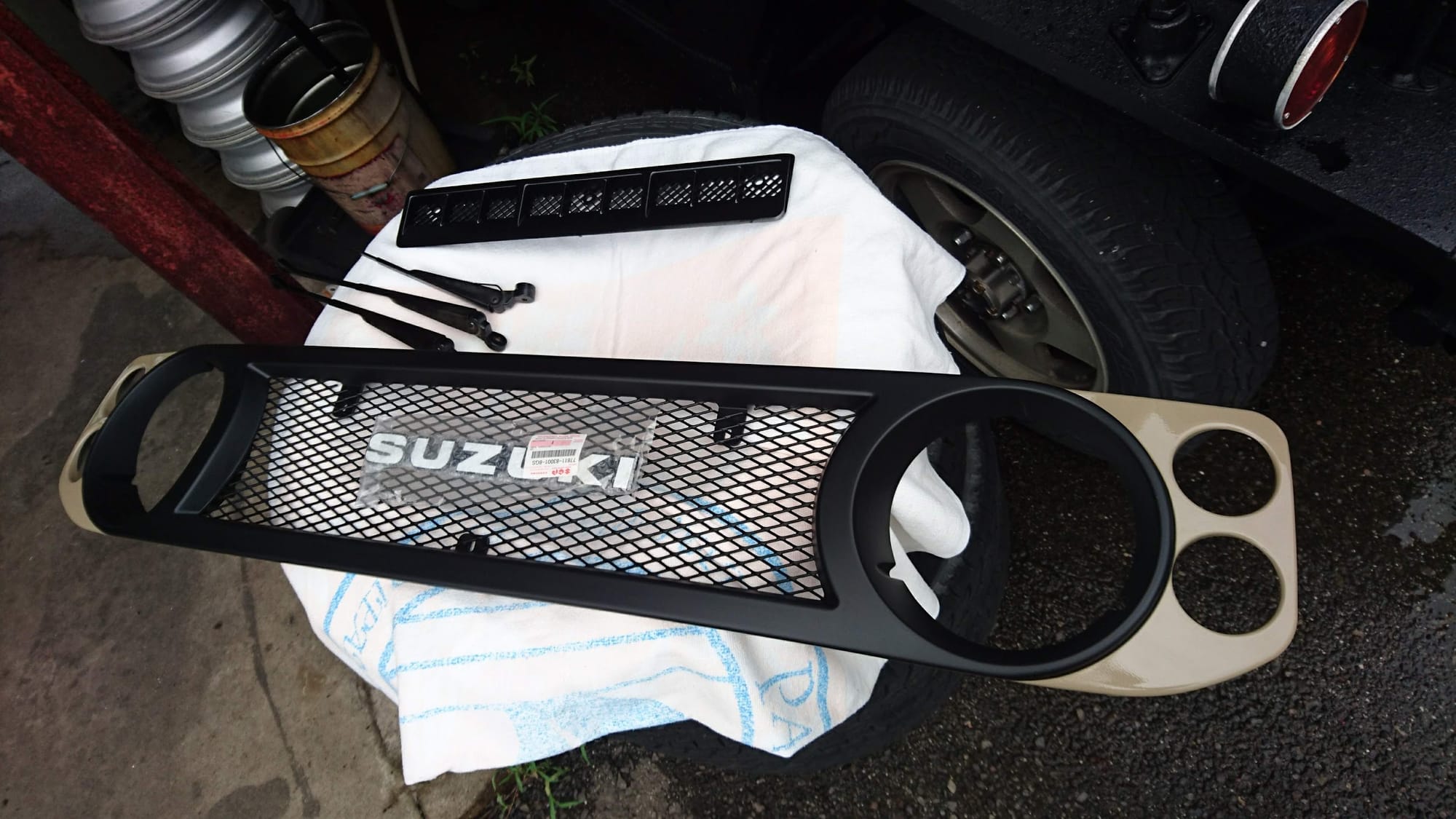 ３インチリフトアップ　ベージュ系　全塗装