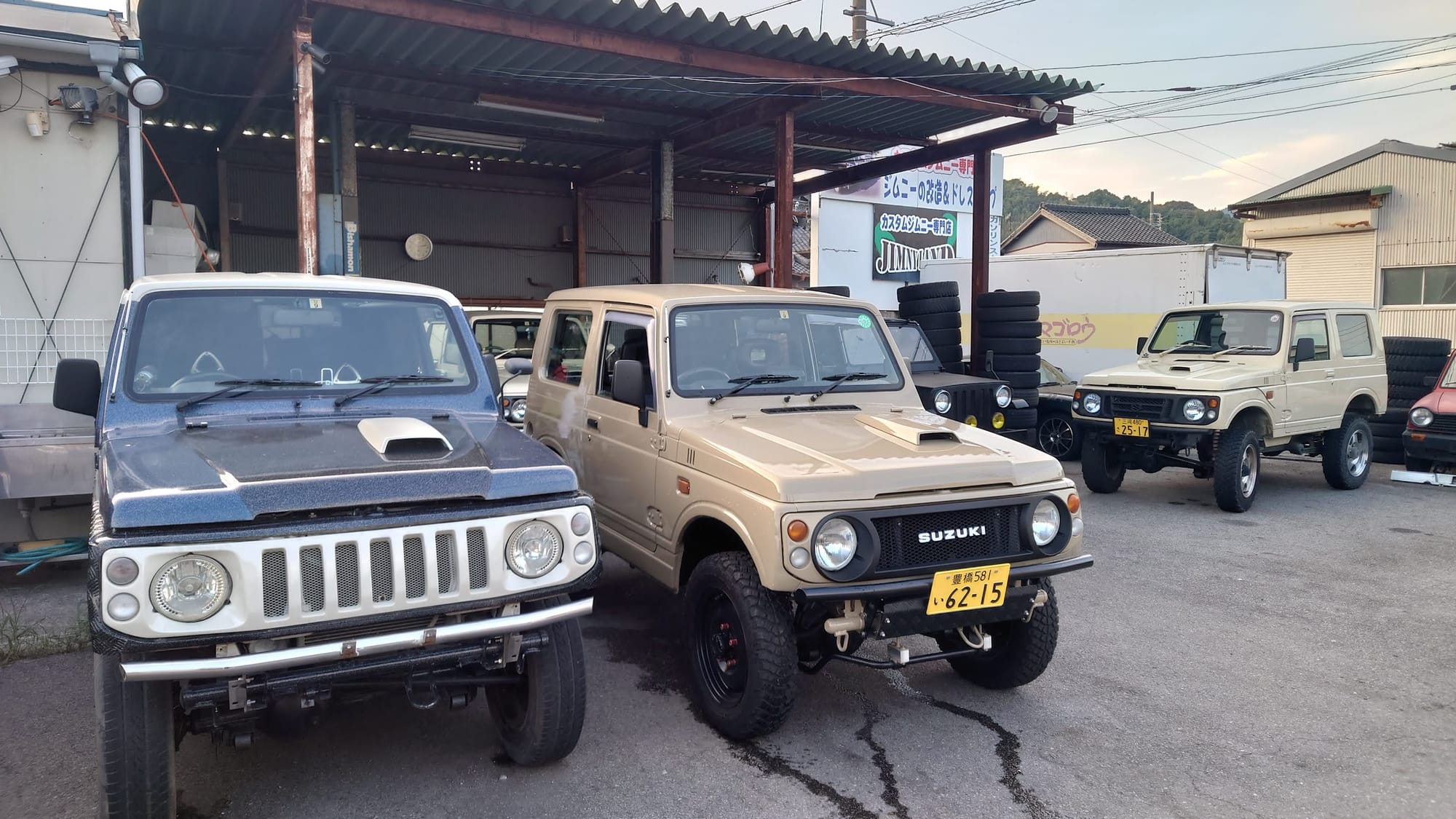 ３インチリフトアップ　ベージュ系　全塗装