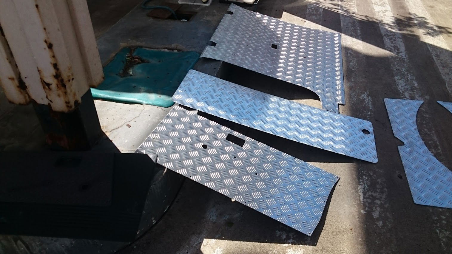 バンカット　製作途中