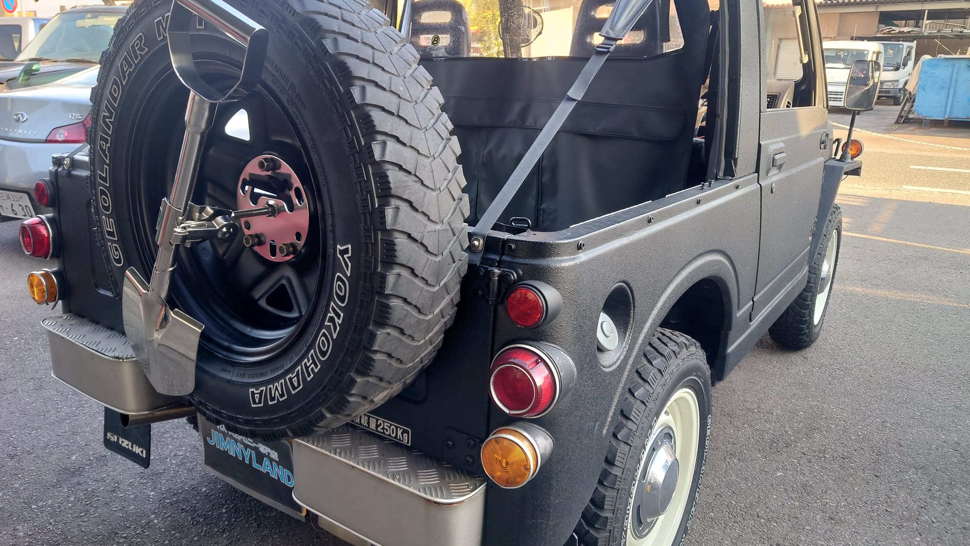 ウィリスジープフェイスのJA71ジムニー