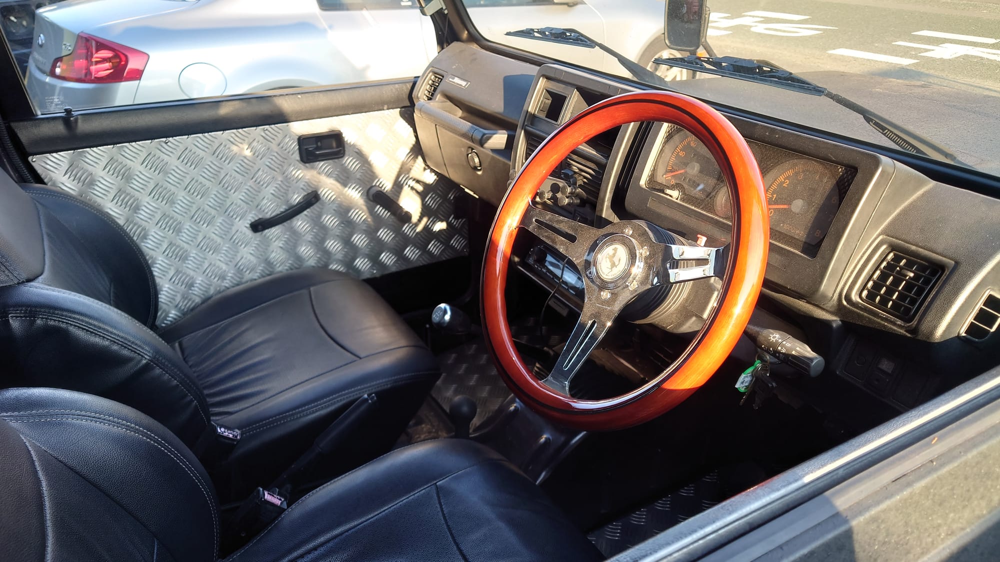 ウィリスジープフェイスのJA71ジムニー