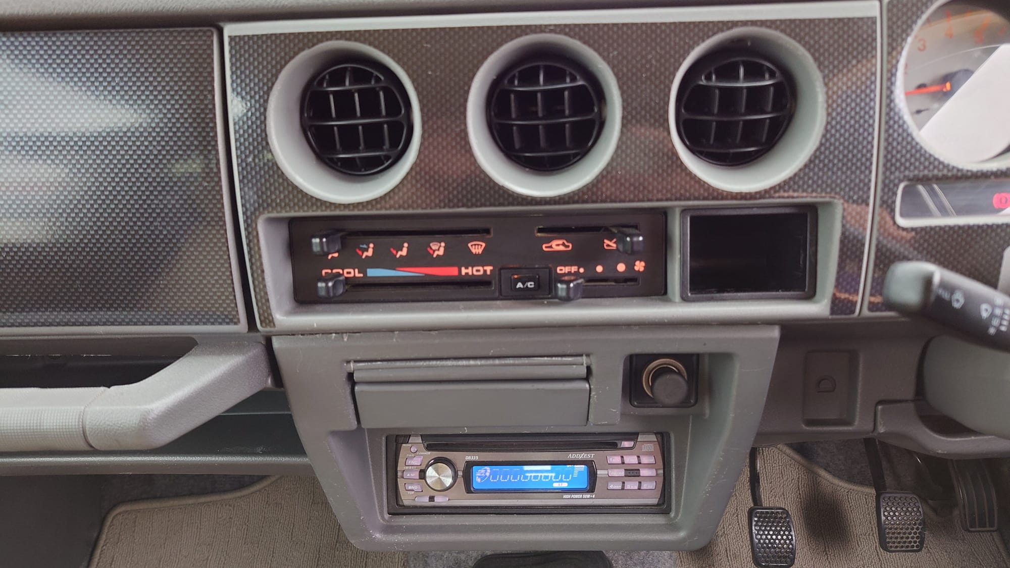 丈夫な鉄エンジンの最終型です。