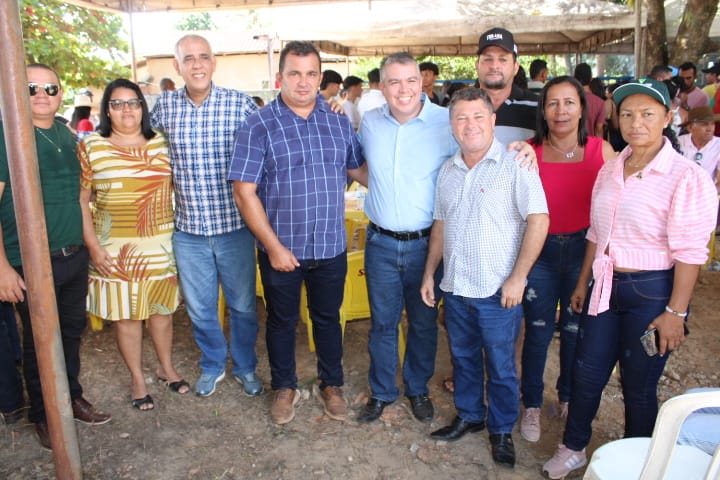 Prefeito Manoel Moura inaugura obras públicas no 30º aniversário de emancipação política de Abreulândia