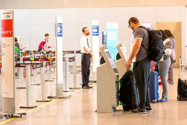 Em março, viagens aéreas no Brasil crescem mais do que nos Estados Unidos