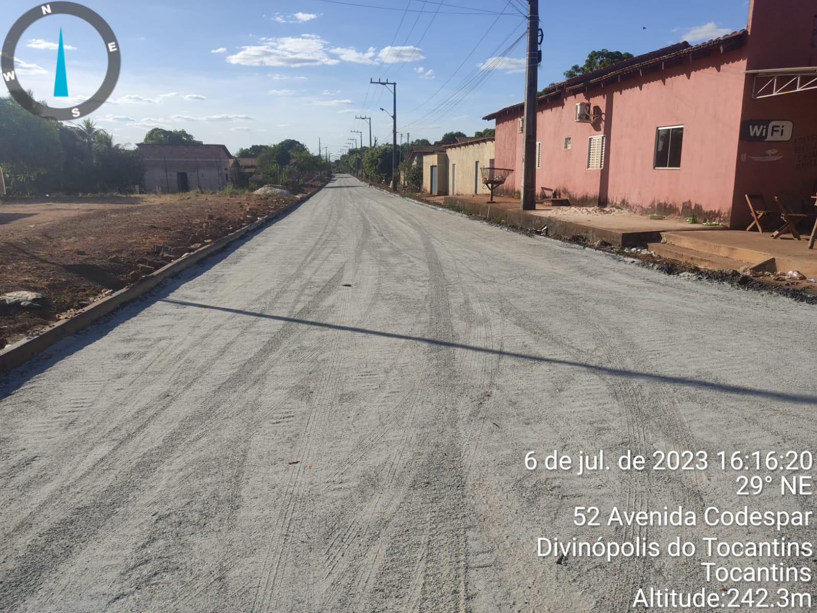 Repavimentação da Rua Paraná foi concluída em Divinópolis do Tocantins, após apresentar irregularidades