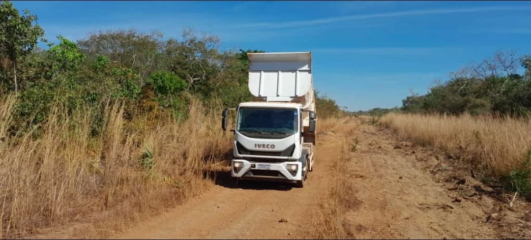 Prefeitura de Abreulândia promove operação de revitalização de estrada vicinal no município