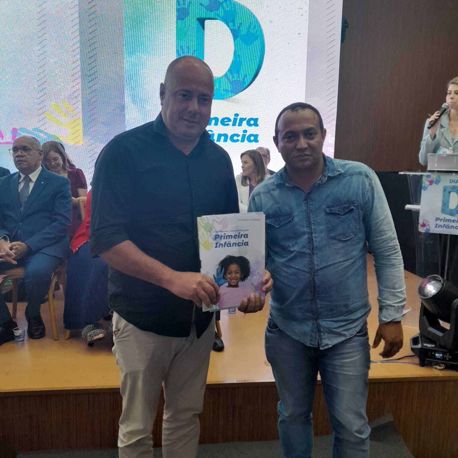 Flavão e Ozias participam do Dia D da primeira infância promovido pelo TCE-TO em Palmas