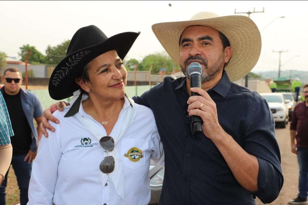 Prefeita Enfermeira Nezita participa da cavalgada no distrito de Campina Verde ao lado de Wanderlei; “foi um sucesso”